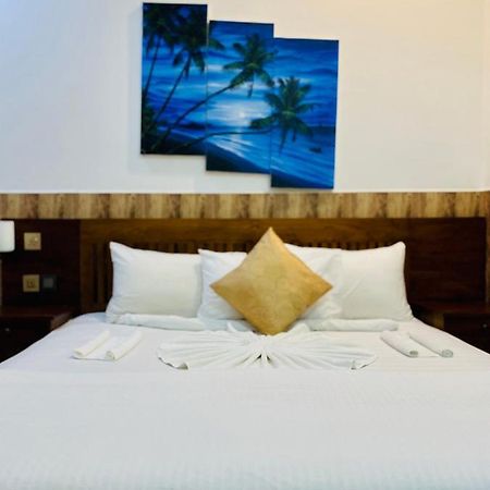 Venturo Maldives Hotel Maafushi Buitenkant foto