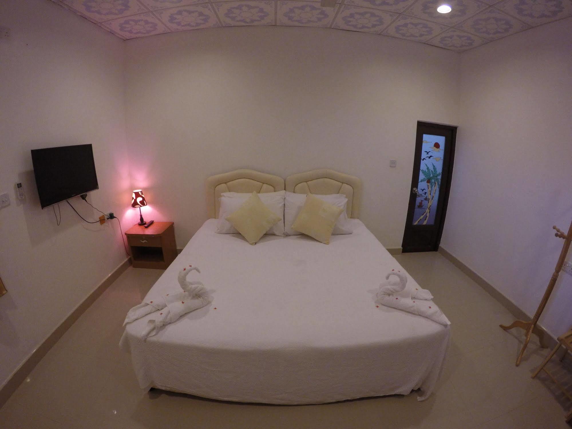 Venturo Maldives Hotel Maafushi Buitenkant foto